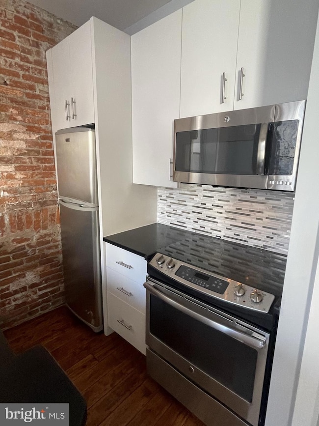 126 S 16th St unit 3F, Philadelphia, PA 19102 - photo 3