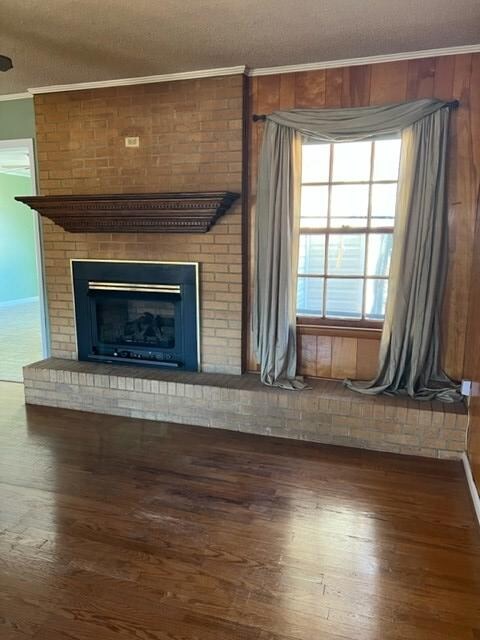 Great Room / FP