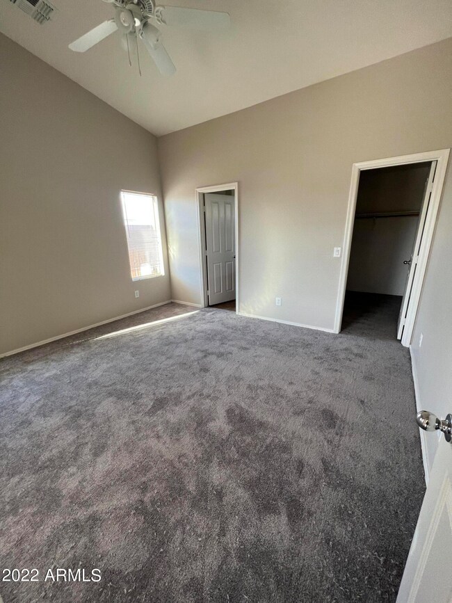 C2D41187-FED8-4763-94CD-361405C2495D