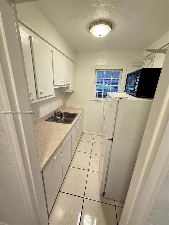 2020 Madison St unit 2, Hollywood, FL 33020 - photo 3