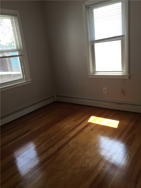 10 Libia St, Providence, RI 02909 - photo 6