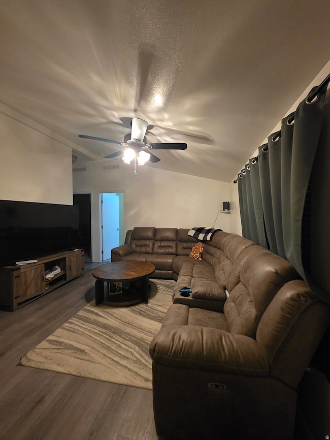 2860 S 2575 W, Roosevelt, UT 84066 - photo 3