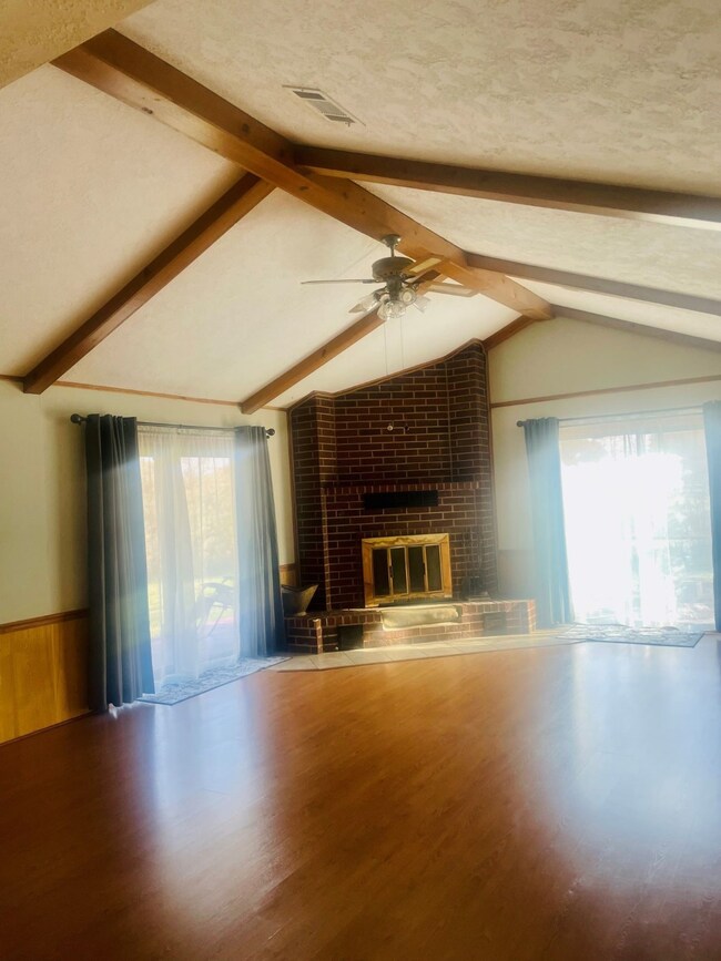 13240 Reeves Cemetary Rd, Old River-Winfree, TX 77535 - photo 4