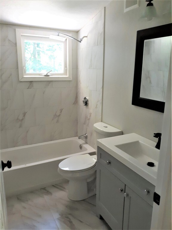 192 Reservoir St, Holden, MA 01520 - photo 7