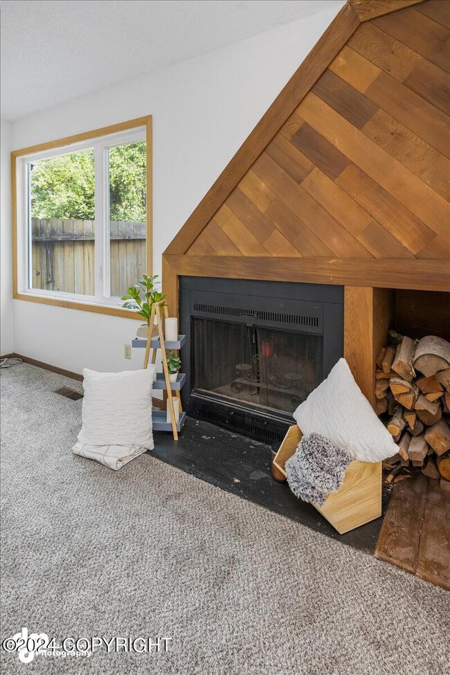 12-Living Room_SLS_-9805