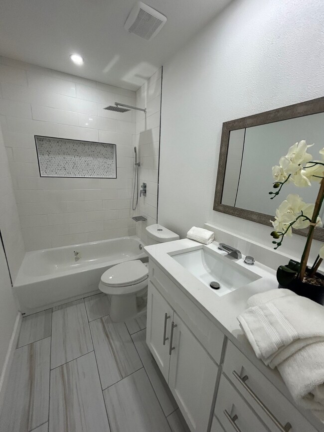 Parkwood Creek Condominiums unit 9, Dallas, TX 75240 - photo 6