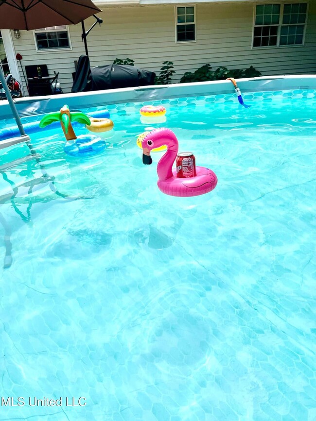 014C1FC6-ED87-40D1-840A-815D9AB75060