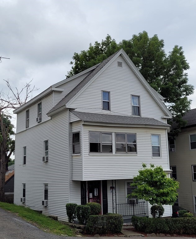 126 Endicott St, Worcester, MA 01610 - photo 3