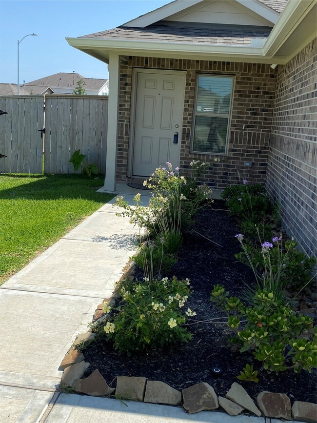 26907 Winward Creek Trail, Katy, TX 77493 - photo 2