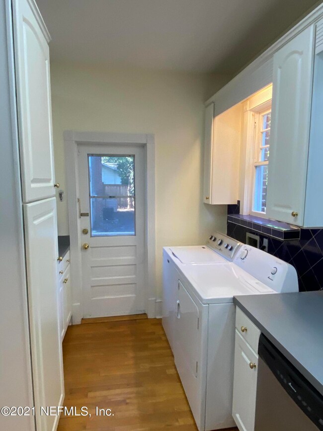 3855 Oak St, Jacksonville, FL 32205 - photo 5
