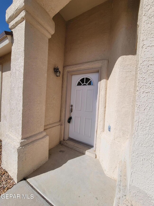 14044 Peter Noyes Dr, El Paso, TX 79928 - photo 4