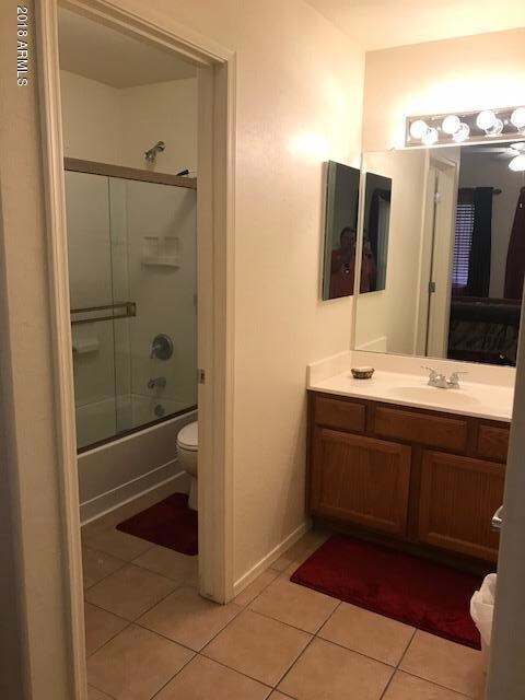 DELAWARE MASTER BATH