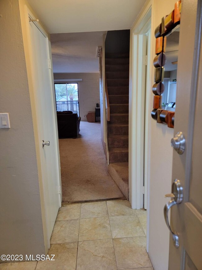 2-Entryway