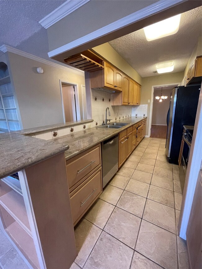 14505 Misty Meadow Ln, Houston, TX 77079 - photo 5