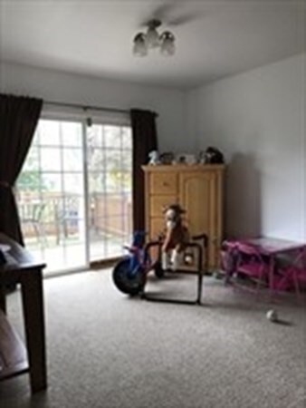 563 Woodman St, Fall River, MA 02724 - photo 7