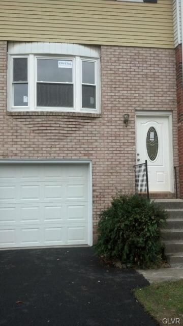 222 Old Forge Dr, Bath, PA 18014 - photo 2