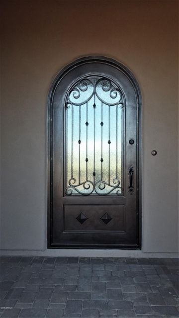 Topax 11 front door