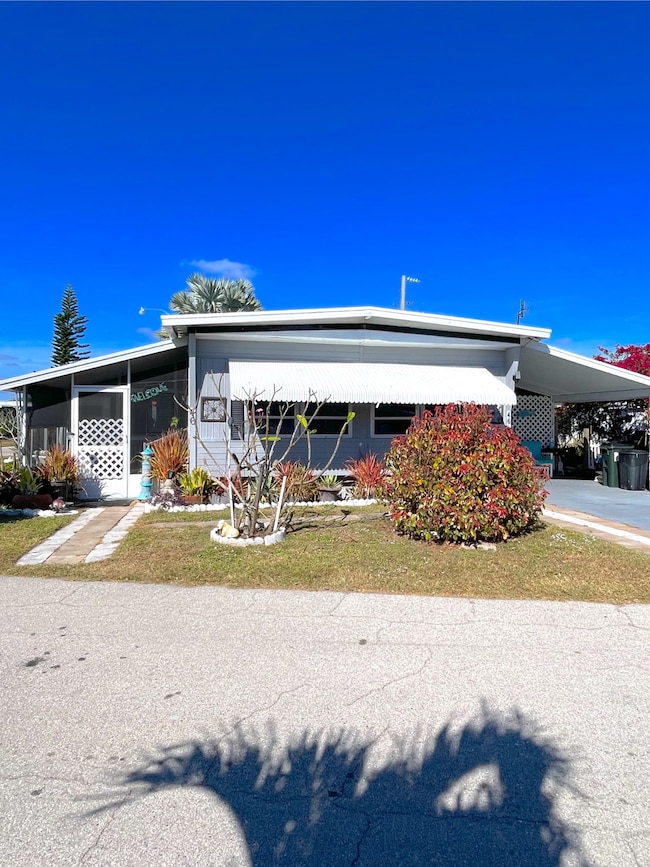 46 Bern Dr, North Fort Myers, FL 33903 - photo 5