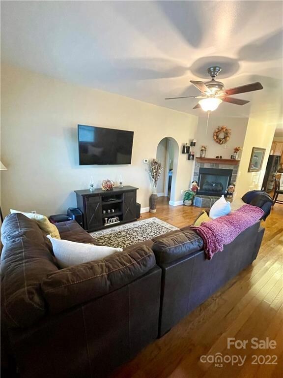 3 Forest Lake Dr, Asheville, NC 28803 - photo 5