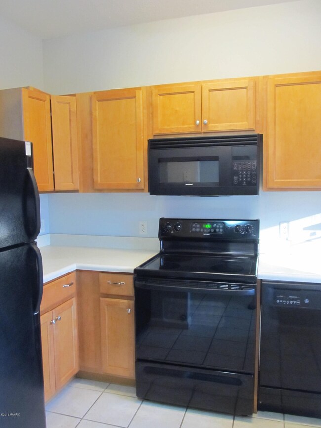 3114 Barney Rd unit A, Kalamazoo, MI 49004 - photo 5