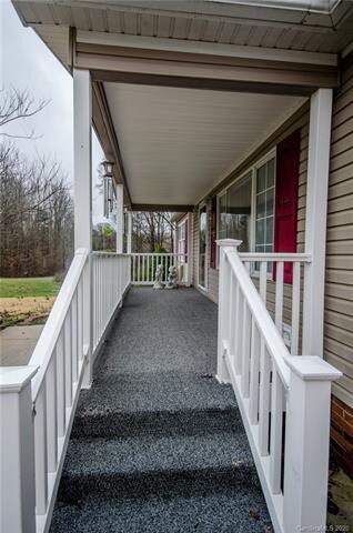 168 Grassy Meadow Ln, Statesville, NC 28625 - photo 4