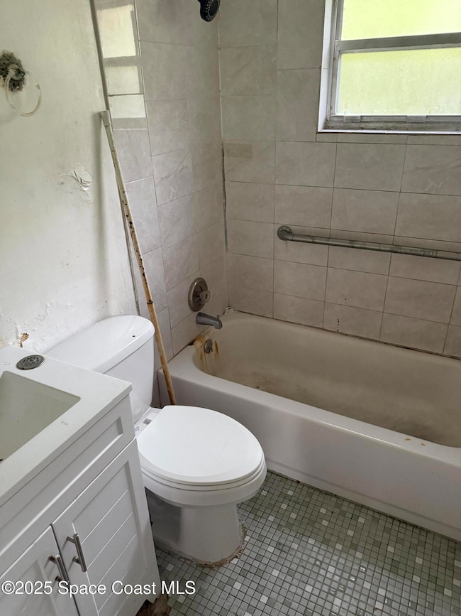 3042 Plummer Cir, Melbourne, FL 32901 - photo 7