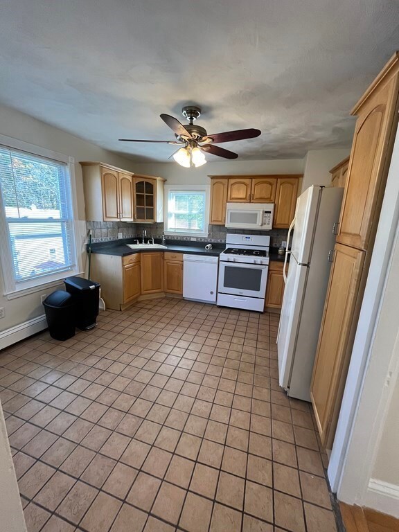 75 Elm St unit 2, Woburn, MA 01801 - photo 3