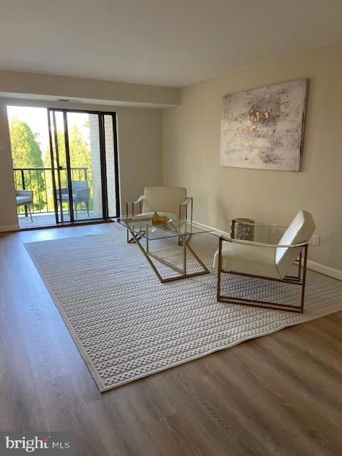 7425 Democracy Blvd unit 306, Bethesda, MD 20817 - photo 3