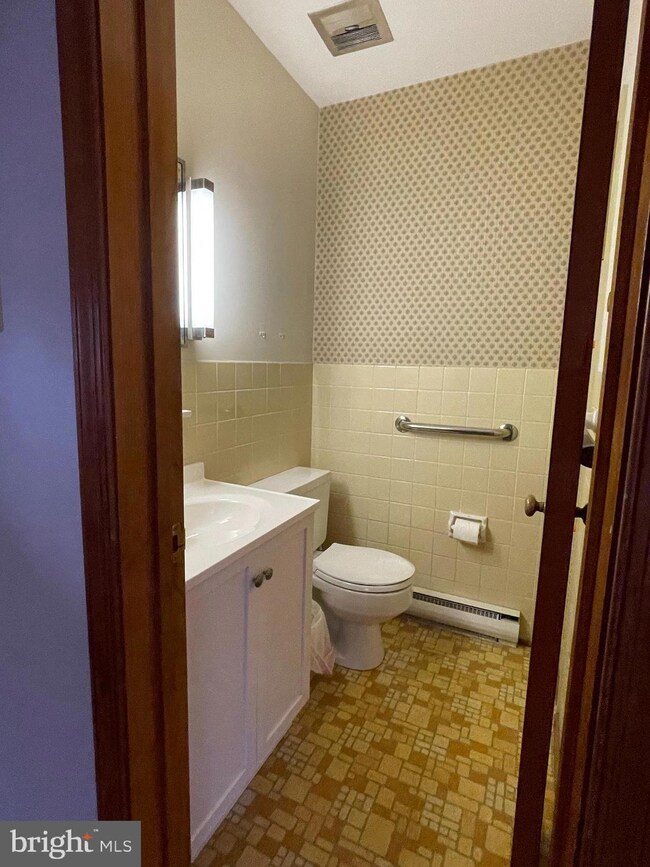 13224 Lewisdale Rd, Clarksburg, MD 20871 - photo 7