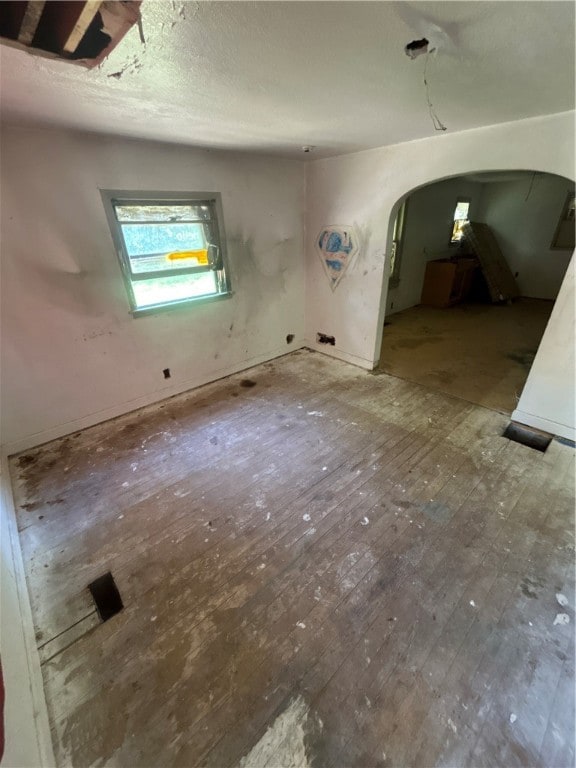 1159 E Mueller Ave, Decatur, IL 62526 - photo 3