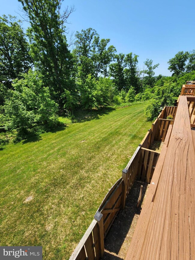 15667 John Diskin Cir, Woodbridge, VA 22191 - photo 6