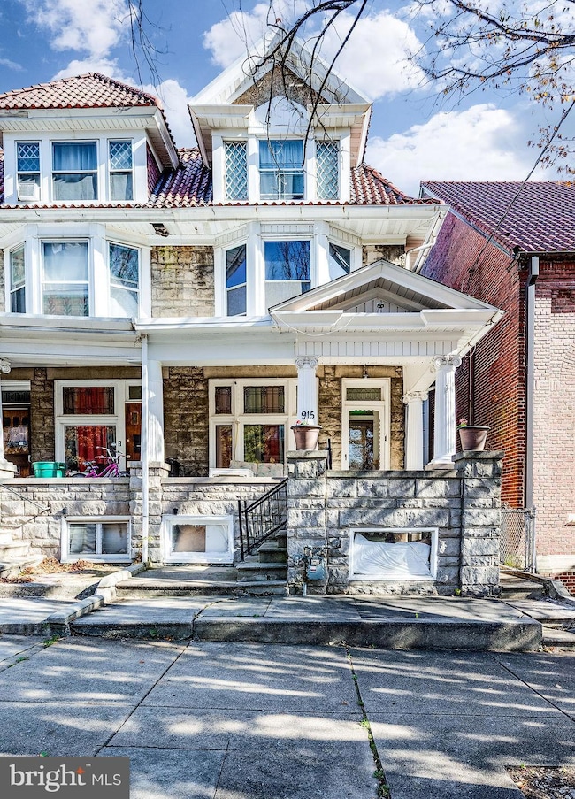 915 N 4th St, Reading, PA 19601 - photo 5