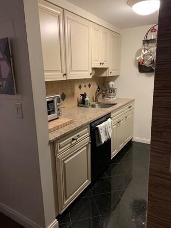 Claridge House Condominiums unit 507, Brighton, MA 02135 - photo 3