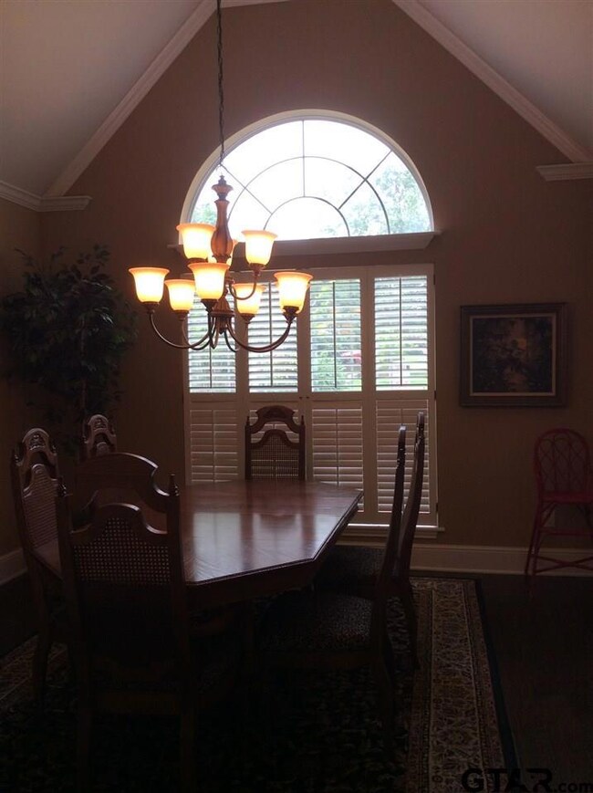 3102 Stanford Ct, Tyler, TX 75701 - photo 4