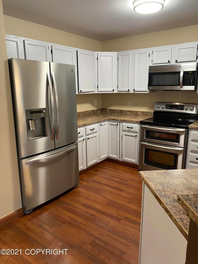 9735 Newhaven Loop, Anchorage, AK 99507 - photo 2