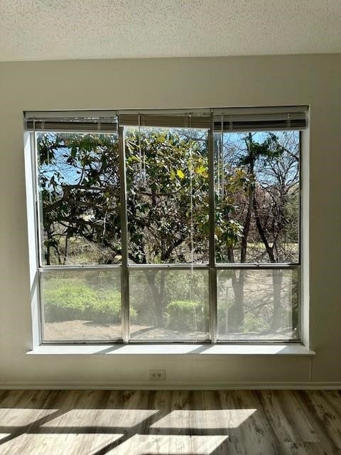 4837 Cedar Springs Rd unit 205, Dallas, TX 75219 - photo 3