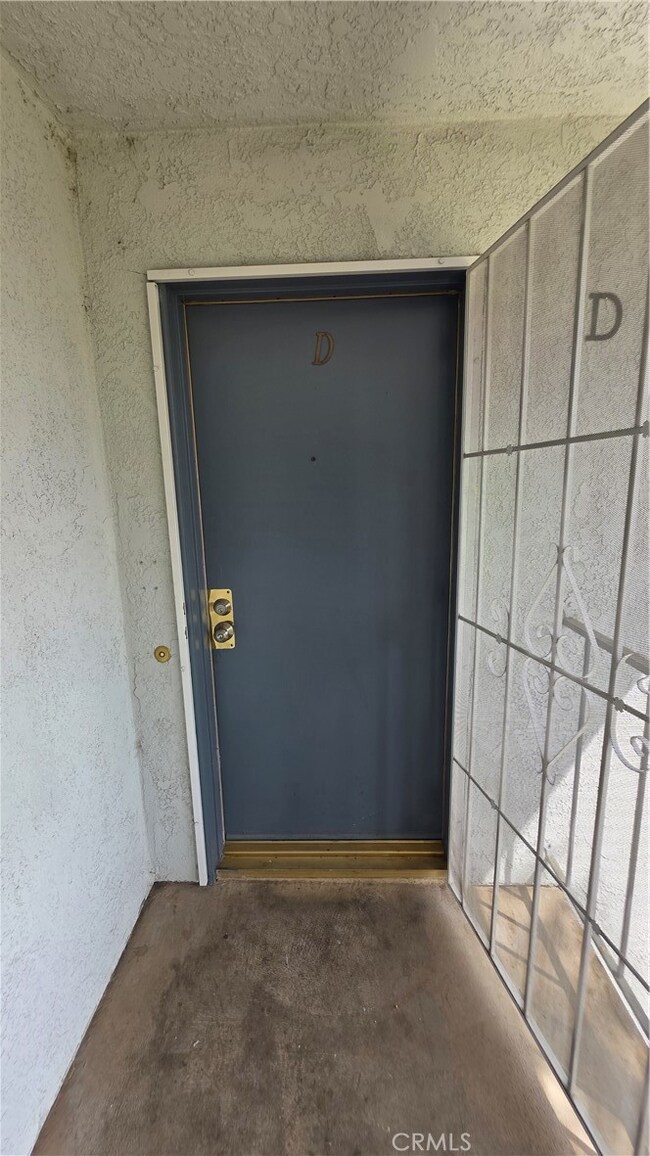 1210 Tribune St unit D, Redlands, CA 92374 - photo 3