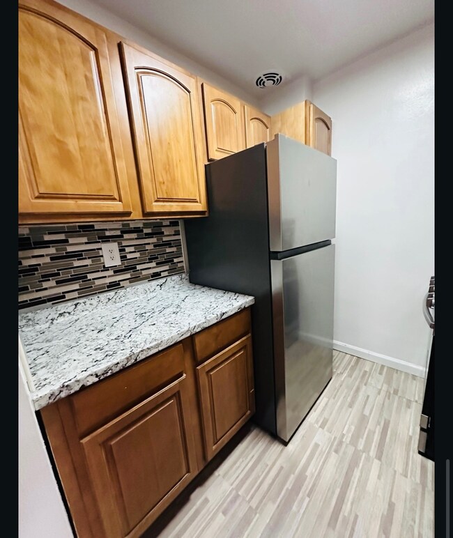 210 Atlantic Ave unit A2H, Lynbrook, NY 11563 - photo 4