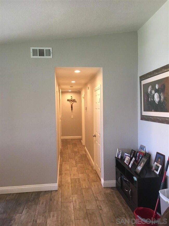 14103 Hausteen Ct, Moreno Valley, CA 92553 - photo 5