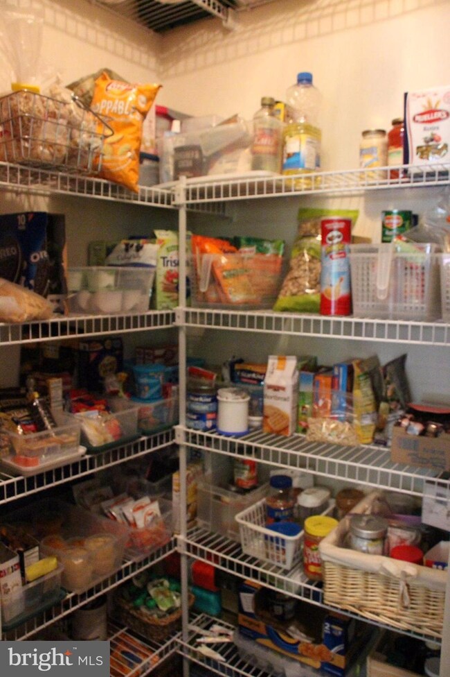 2616 Cast Off Loop, Woodbridge, VA 22191 - photo 7