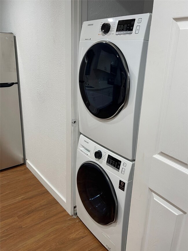 4210 Delhi St, Houston, TX 77022 - photo 6