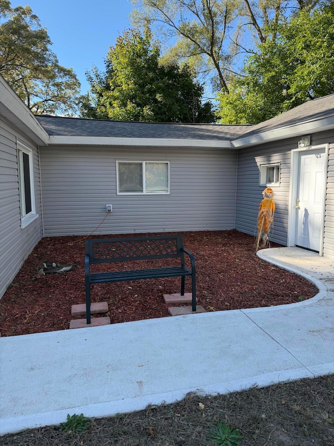 2871 Bailey St, Norton Shores, MI 49444 - photo 3