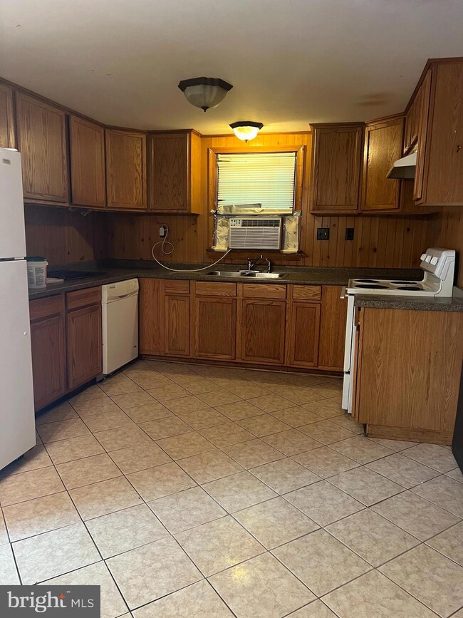 6810 Fawn Cir, Fredericksburg, VA 22407 - photo 5