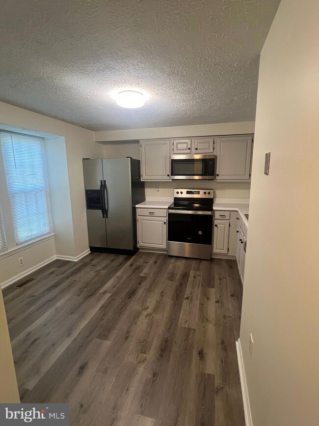 2216 Cedar Barn Way, Windsor Mill, MD 21244 - photo 5