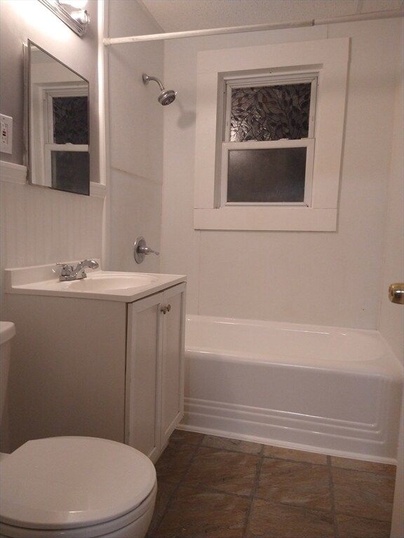 6 Brandon Rd unit 2, Dudley, MA 01571 - photo 4