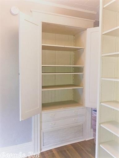 W Washington, Jonesboro, AR 72401 - photo 6