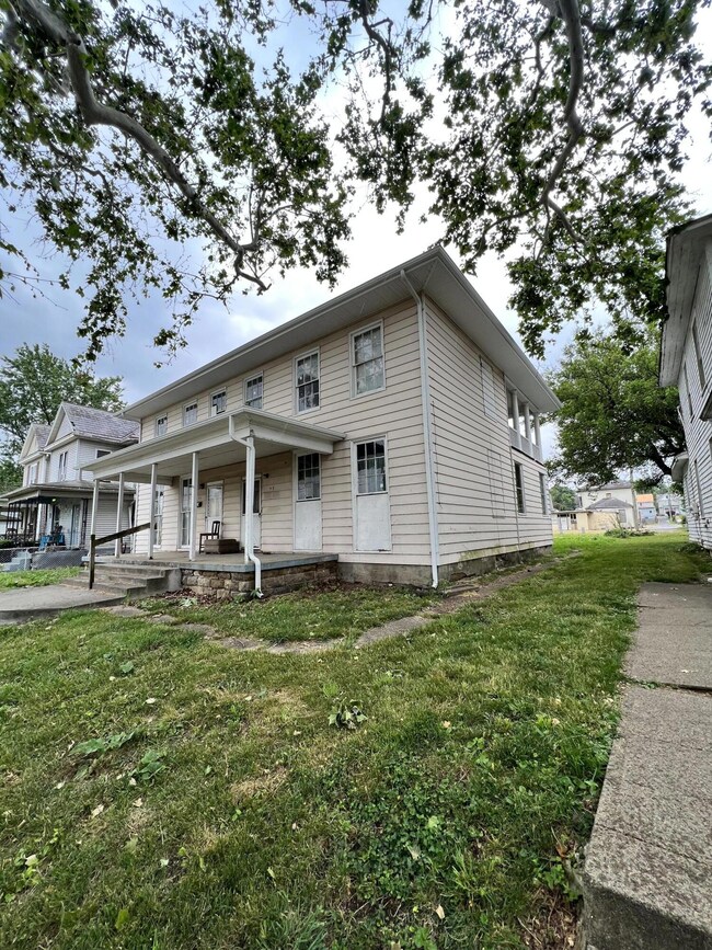 91-91 Clinton St.