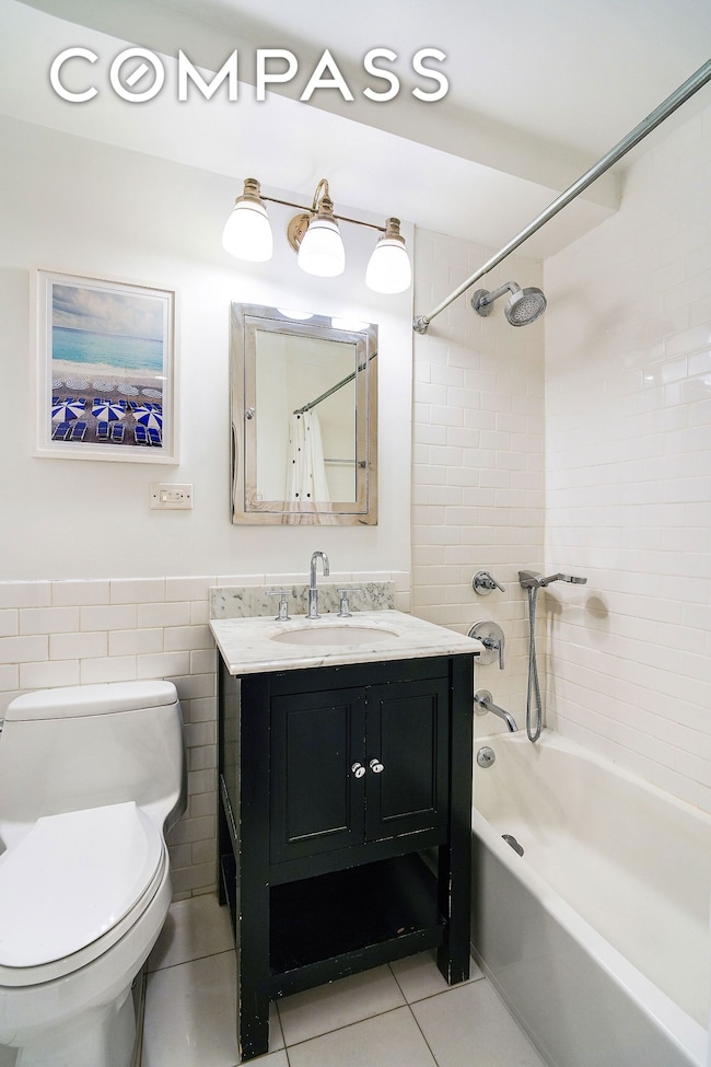 241 E 76th St unit 2G, New York, NY 10021 - photo 7