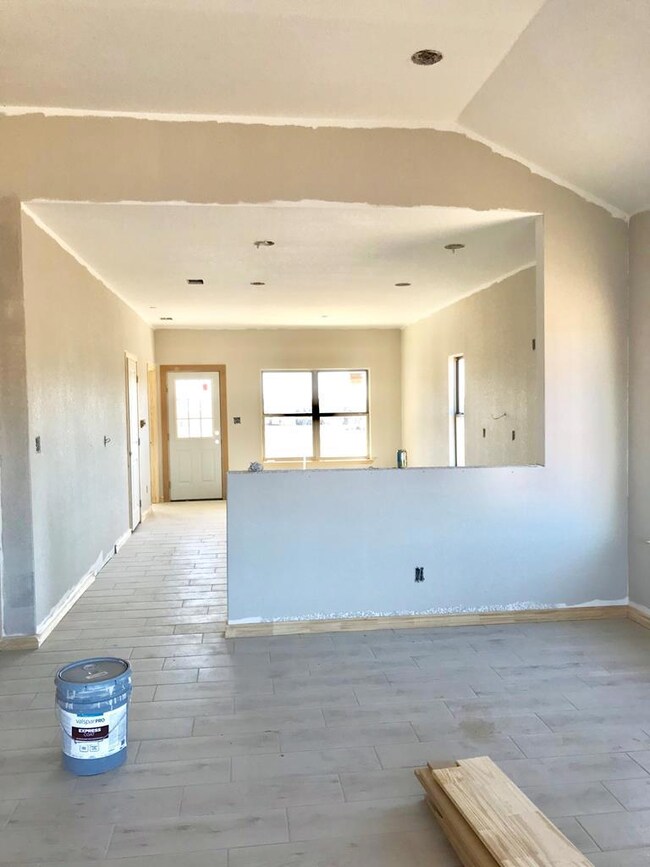 131 Feather Way, Fredericksburg, TX 78624 - photo 3