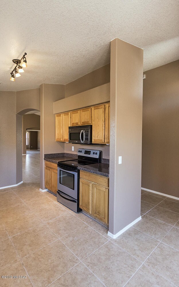Silverbell_Kitchen2
